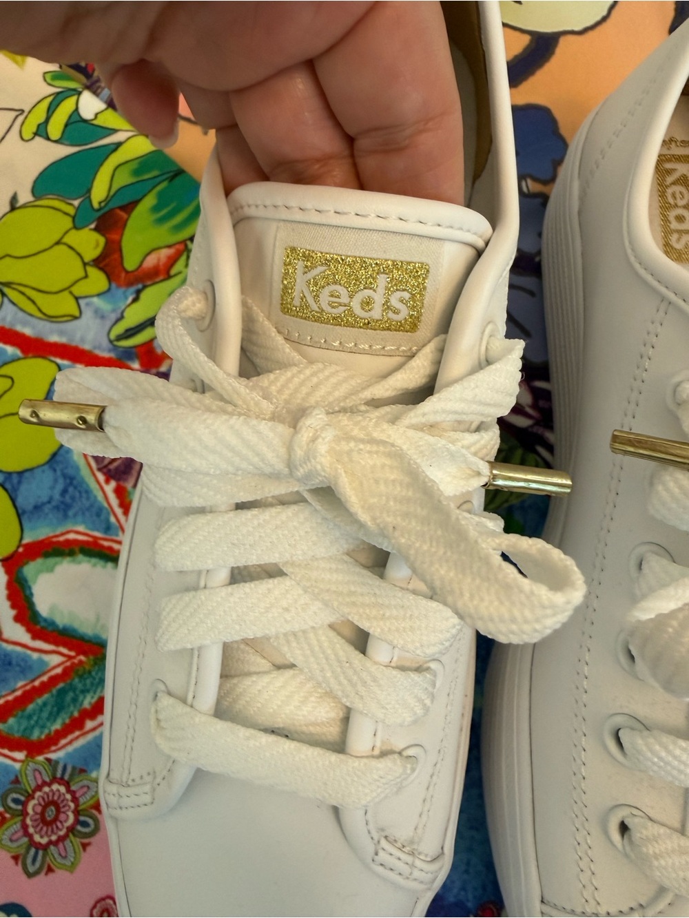NEW Keds Sz 7 White Platform Lace-Up Sneakers Gold Glittery Logo - Picture 10 of 10